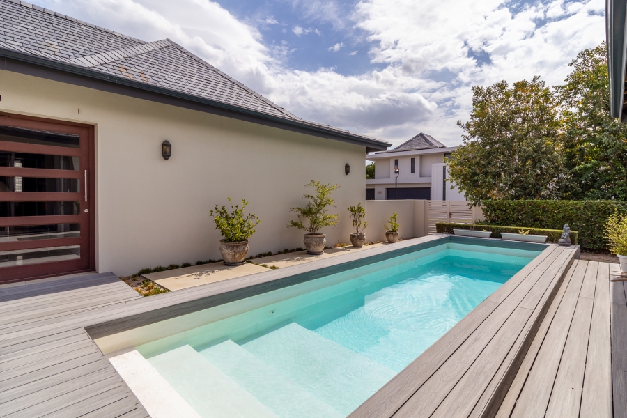 4 Bedroom Property for Sale in Pearl Valley at Val de Vie Western Cape